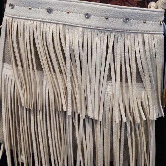 Carlos Santana bag/crossbody STUFFED WITH BOHO JEWLERY 4 PIECES - Picture 5 of 7